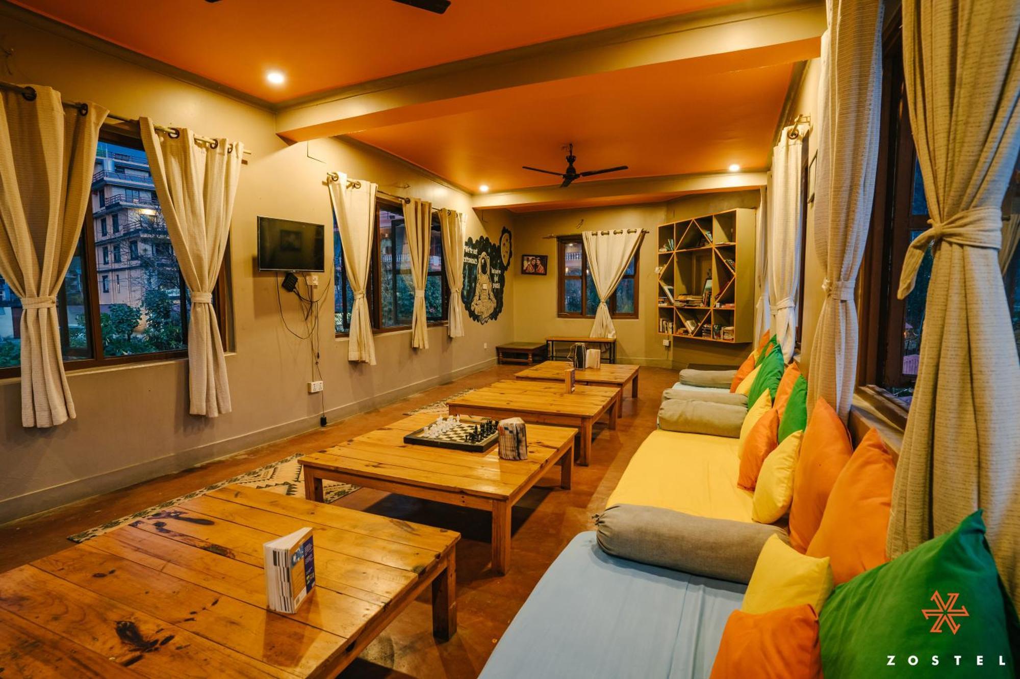 Zostel Pokhara Hostel Eksteriør bilde